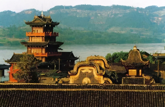 李莊酒廠:品質與文化賦能長江第一古鎮名酒品牌